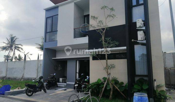 Rumah di  Sendangadi Mlati Sleman Jogja Dekat Kota Yogyakarta 2 Lantai