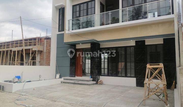 Jarang Ada Rumah Premium 2 Lantai dekat kampus UII Jogja dibawah 1 Milyar  2