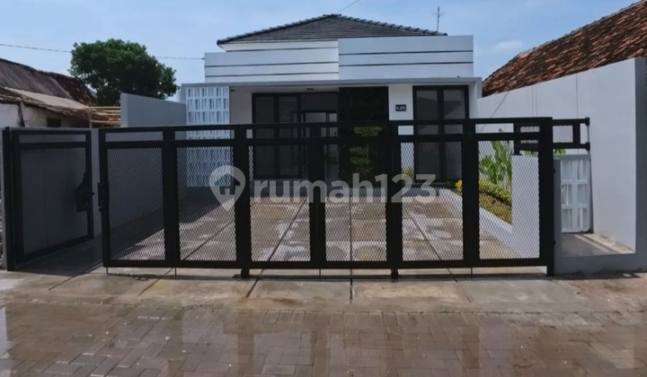 Rumah Minimalis Jogja Dekat Alun-alun Pemda Sleman Yogyakarta 2