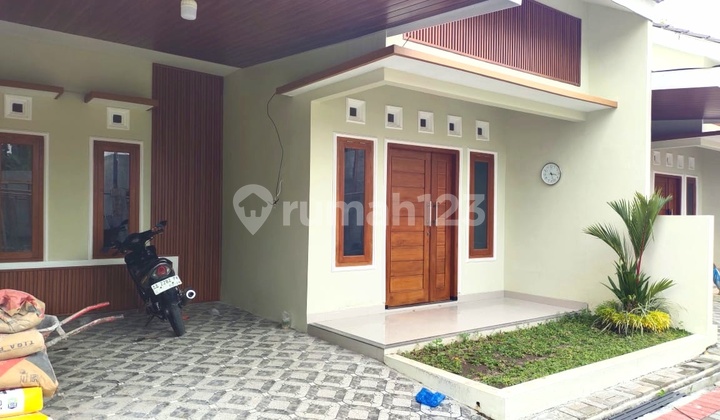 Rumah Modern Minimalis Jogja Utara, Kalasan Sleman Yogyakarta