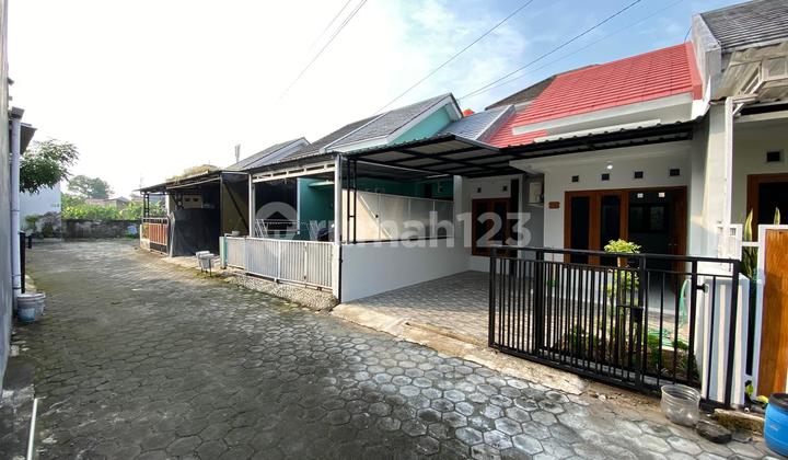 Minimalist Furnished House for Sale in Tamanan Housing, Yogyakarta 2