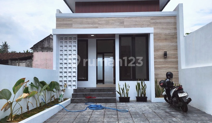 Rumah Modern Minimalis Jogja Dekat Pasar Samsat Sleman Yogyakarta