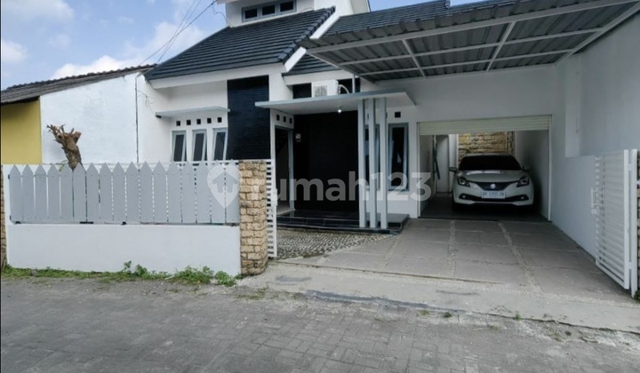 Rumah Siap Huni Hotel Hyatt & Hyarta Residence Sleman Jogjakarta Rumah Siap Huni Hotel Hyatt & Hyarta Residence Sleman Jogjakarta