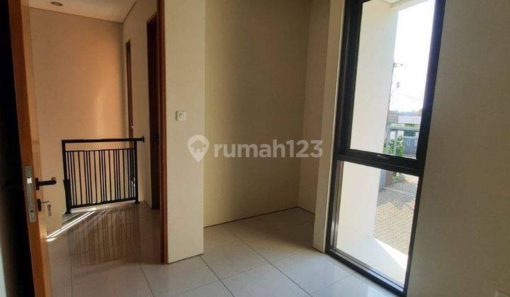 Rumah 2 Lantai Siap Huni Rasa Villa Surat SHM Di Cibinong Bogor 19