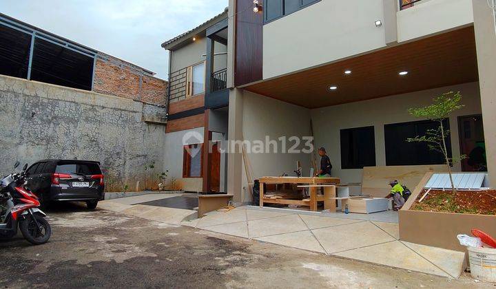 Rumah 2 Lantai Full Furnished Di Munjul Cipayung Jakarta Timur 2