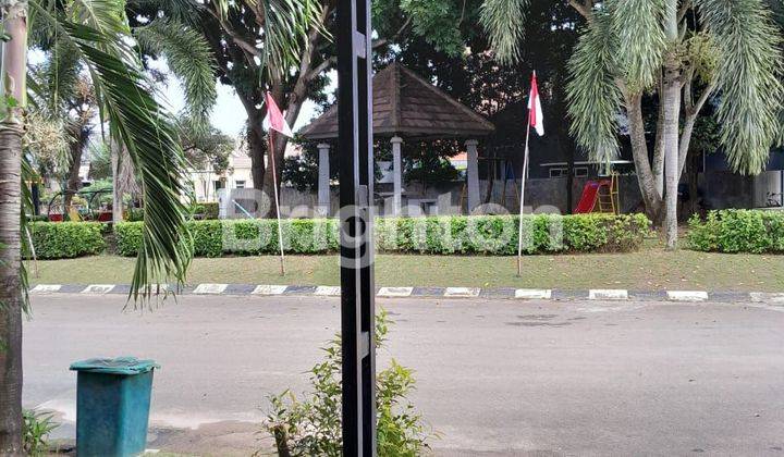 RUMAH DIBEVERLY PARK KOMPLEK EKSLUSIF 1