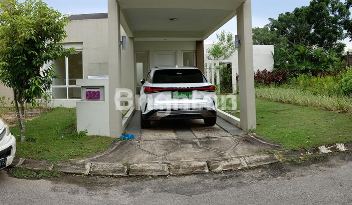 RUMAH ORCHARD PARK VITIS 10
