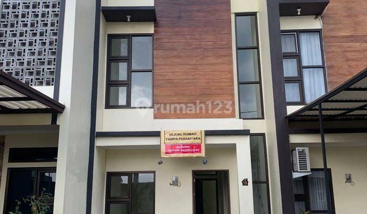 Rumah 2Lt panyileukan Bandung dijual cepat 1