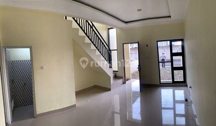 Rumah 2Lt panyileukan Bandung dijual cepat 2