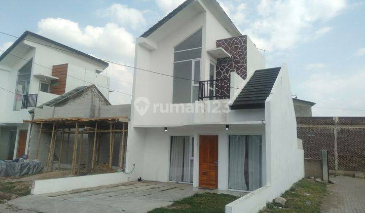 Rumah 2Lantai dan menzanin nol dp di soreang Bandung 1