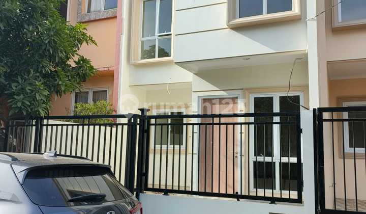 Dijual Rumah 2 Lantai Siap Hunidi Gading Serpong