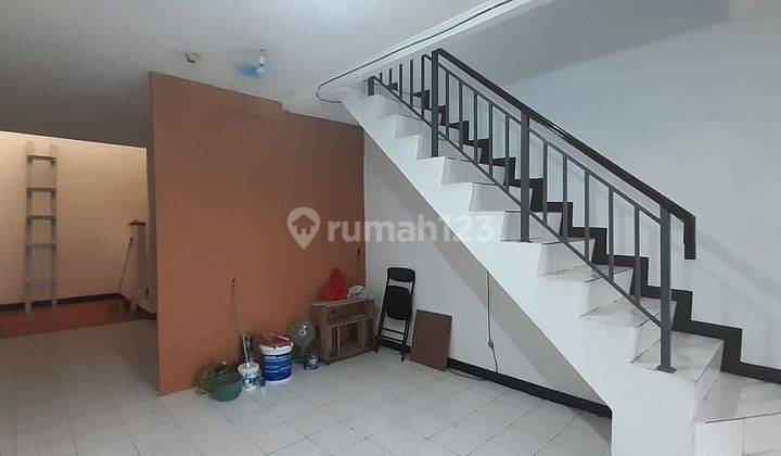 Rumah disewakan di Permata Taman Palem, daerah Cengkareng 2