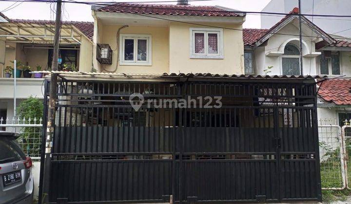 Rumah 2 lantai, siap huni dijual di Taman Semanan Indah 1