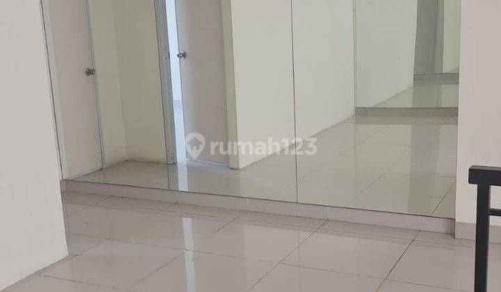 Ruko CBD palem 2.5 lantai, hadap jalan disewakan di Taman Surya 5 1