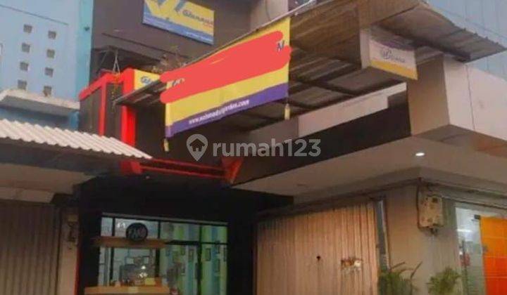 Ruko 3 lantai, pinggir jalan disewakan di Duta Garden 1