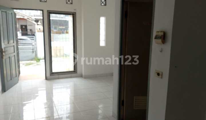 Tidy House, For Rent in Taman Surya 5, Cengkareng 2