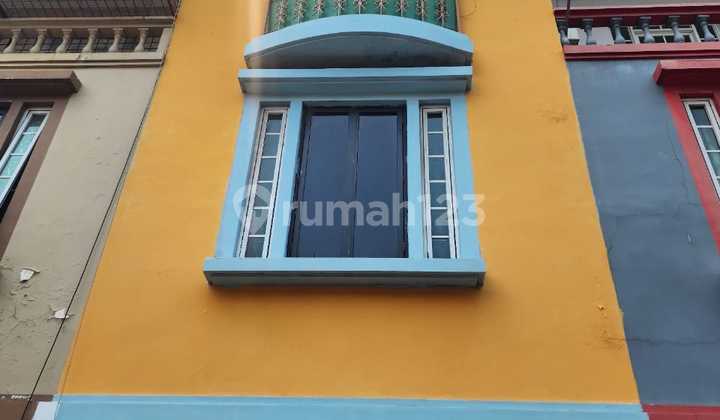 Ruko Rapi, Ready to Use, 4 Floors for Rent in Jembatan5, Tambora Ruko Rapi, Ready to Use, 4 Floors for Rent in Jembatan5, Tambora