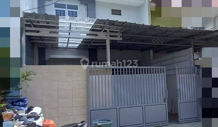 Rumah Rapi, Bagus,2 Lantai, Murah Dijual Di Taman Palem 1