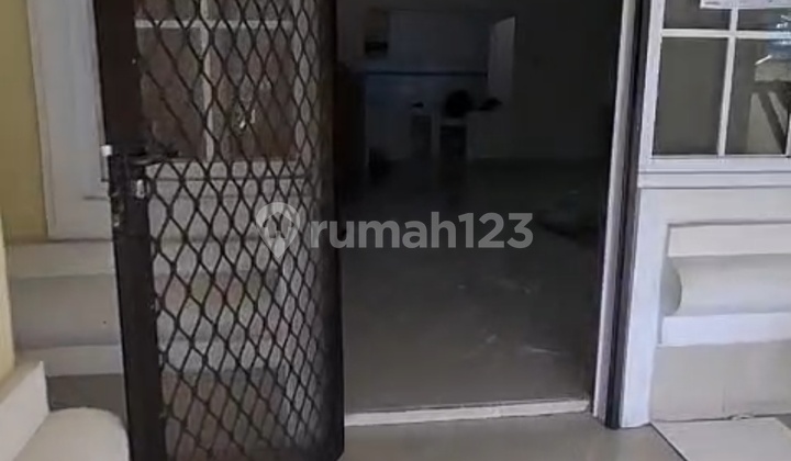 Neat House, 2 Floors for Rent in Citra 2 Extension, Cengkareng