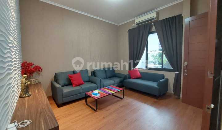 Rumah Rapi, Bagus,Semifurnish Dijual di Metropermata 2