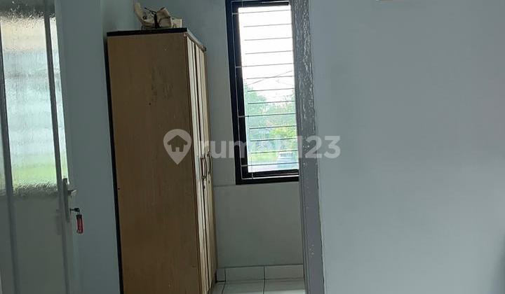 Rumah Rapi,Luas Disewakan di Permata Palem, Cengkareng