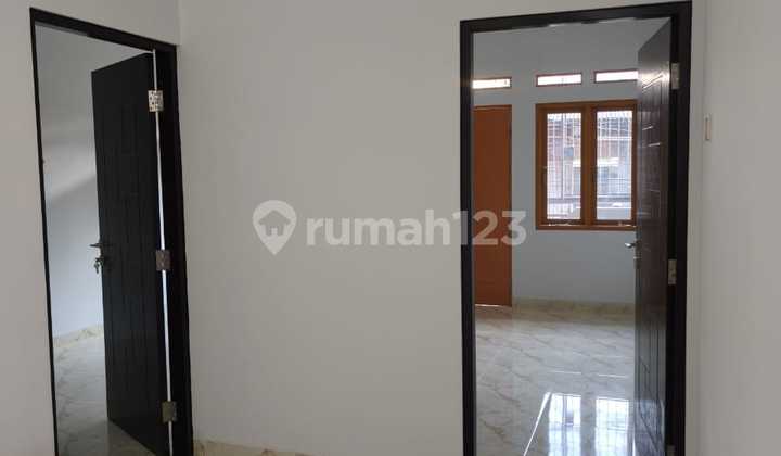 Neat House for Rent in Tambora, Jembatan Lima. 1