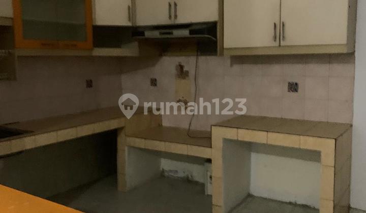 Rumah 1.5 Lantai Disewakan di Grogol,Jakbar
