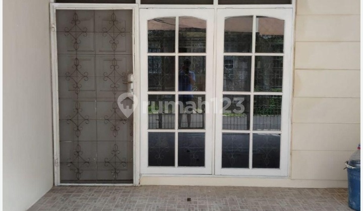 Rumah Semifurnish,2 Lantai Disewakan di Citra1,Kalideres