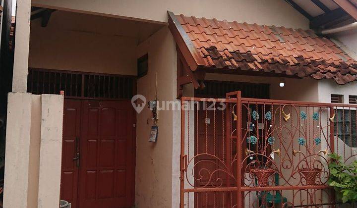 rumah kosan putri 10 kamar di tamansiswa Yogyakarta 1