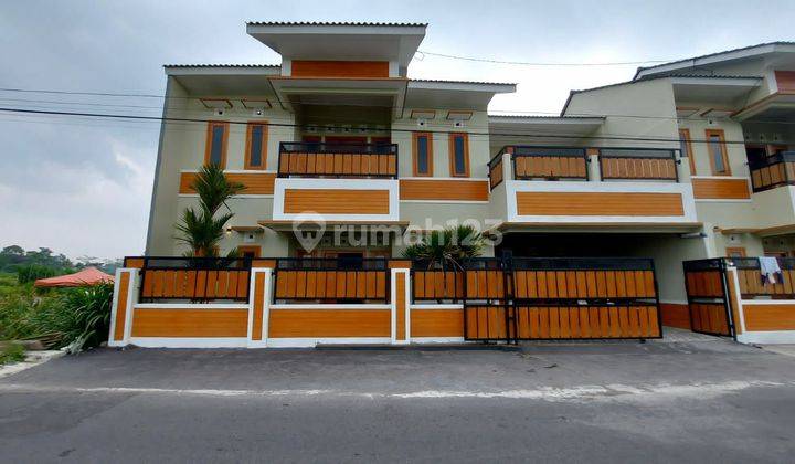 Rumah mewah termurah di Maguwoharjo mangku jalan aspal 1