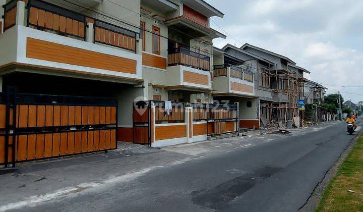 Rumah mewah termurah di Maguwoharjo mangku jalan aspal 2