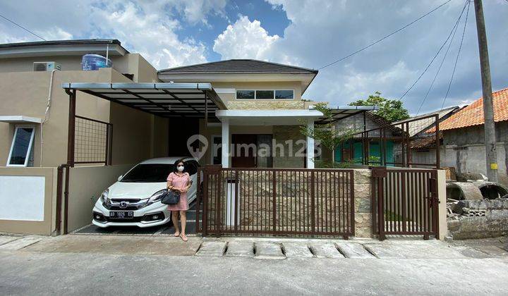 Rumah Strategis Jl Kabupaten Jaten Sleman 1