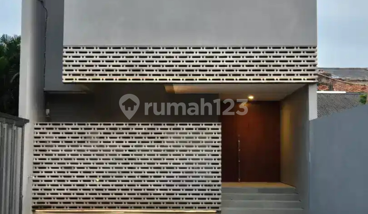 Rumah Brand New Design Kontemporer Dekat Pondok Indah 