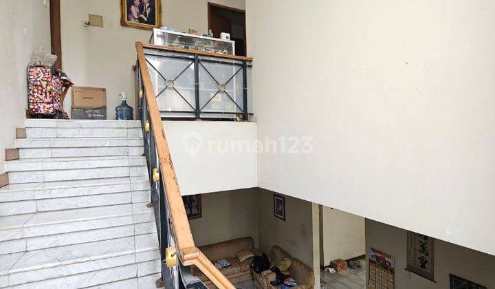 Rumah Dalam Townhouse  2