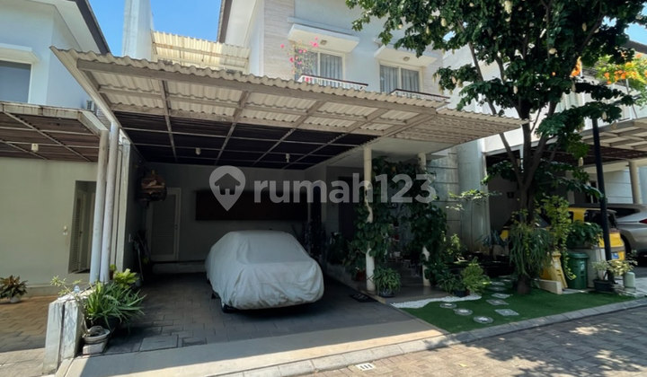 Beautiful House in Serenia Hills Residence - Lebak Bulus 2