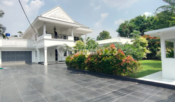 Rumah Mewah Di Area Kemang