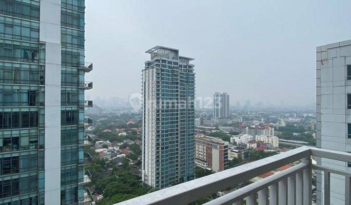 Apartemen Essence Darmawangsa 4 Kamar Tidur Bagus Semi Furnished 2