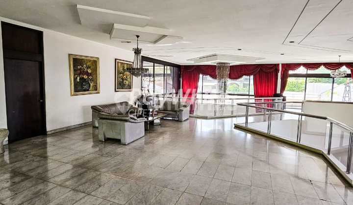 Rumah Hitung Tanah di Kebayoran Baru 2