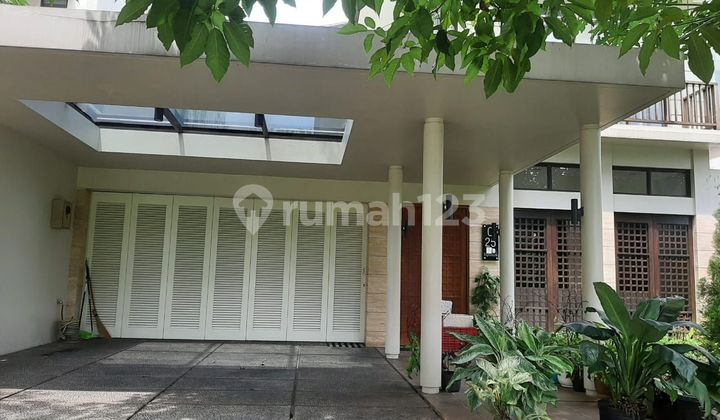 Rumah 2 Lantai SHM Bagus di lebak bulus