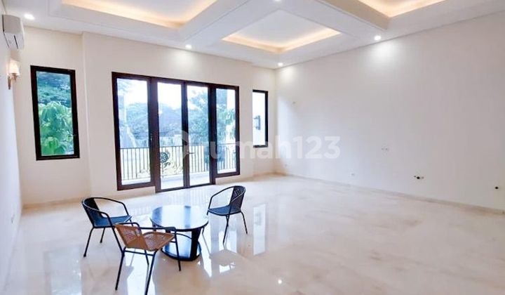 Rumah Baru Pondok Indah Jakarta Selatan 2