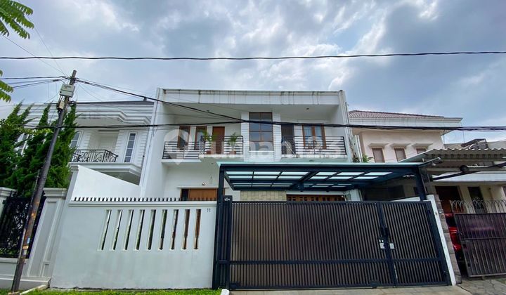 Rumah Cantik Murah Kawasan Elit Pondok Indah Jakarta Selatan. 