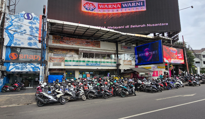 Rumah Lahan Usaha Di Bawah Njop Di Central Senayan Jaksel