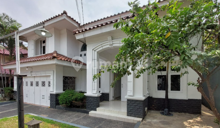 Rumah 2 Lantai Lingkungan Nyaman Di Pejaten Barat