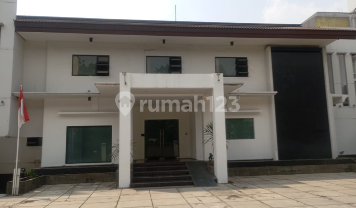 Ready-to-Use Building in Kebayoran Baru