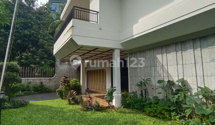 Luxury House in Karang Asem Street Area, Kuningan, Jakarta 2