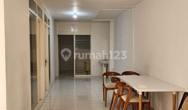 Rumah Bagus Terawat Di Pondok Indah