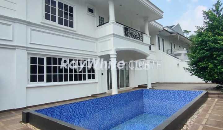 Rumah Mewah Di Area Kemang 
