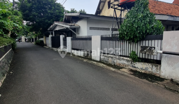 Rumah Lama Hitung Tanah Di Cipete Dalam Komplek 