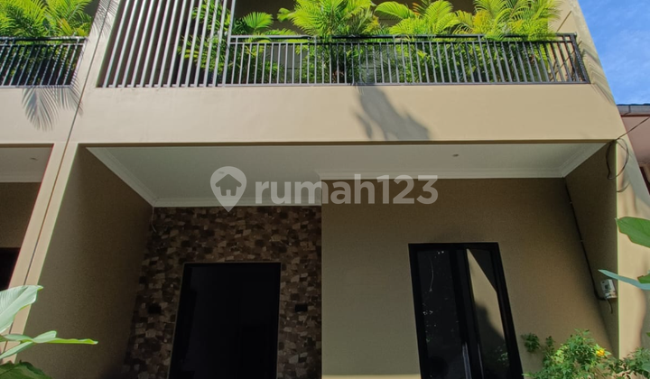 Rumah Komplek Walking Distance Ke Stasiun Mrt Lebak Bulus Rumah Komplek Walking Distance Ke Stasiun Mrt Lebak Bulus
