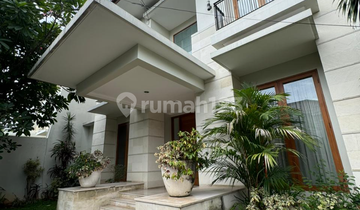 Rumah Lama Bangunan Kokoh Di Jati Padang Jaksel